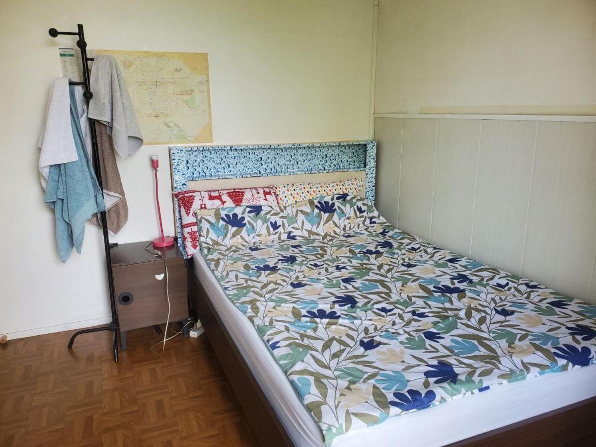 Chambre Confortable Orly Luaran gambar