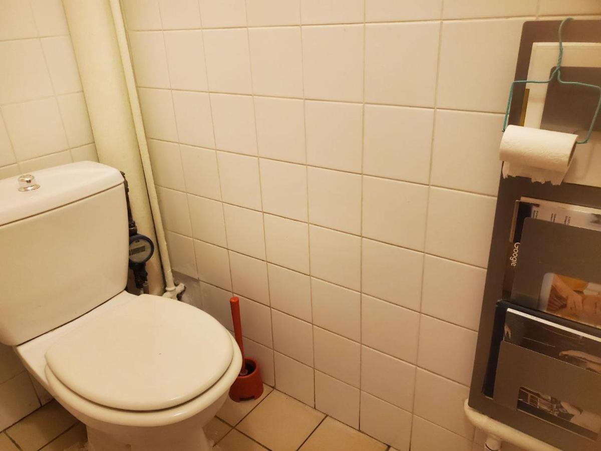 Chambre Confortable Orly Luaran gambar